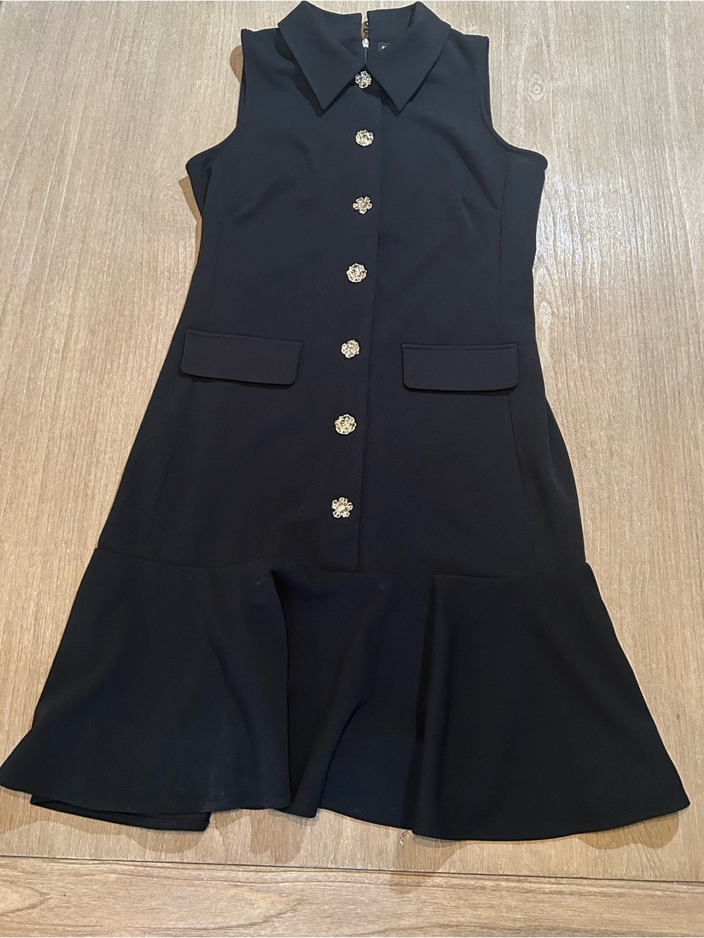 Karl Lagerfeld Paris Flower-Button Collared Sleeveless Mini Dress - Size 6